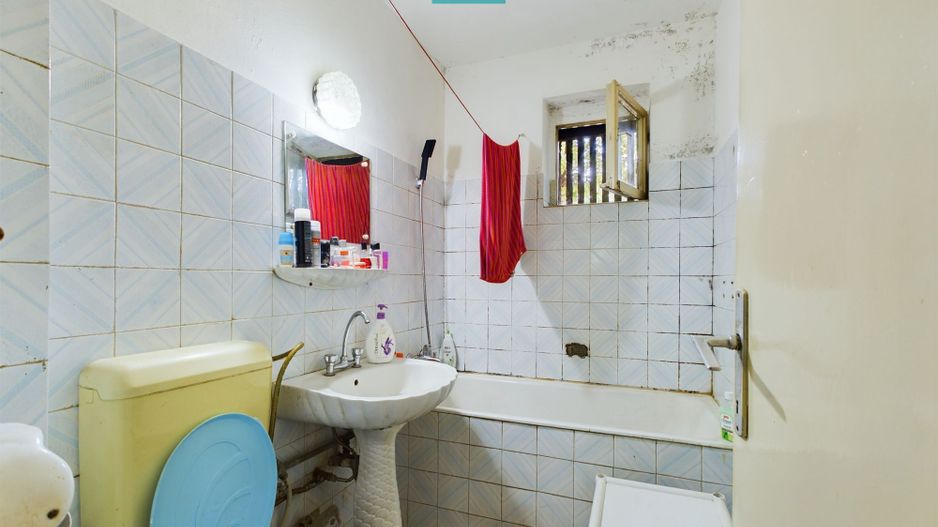 Apartament cu 2 camere de vânzare în zona Central - Poză 13