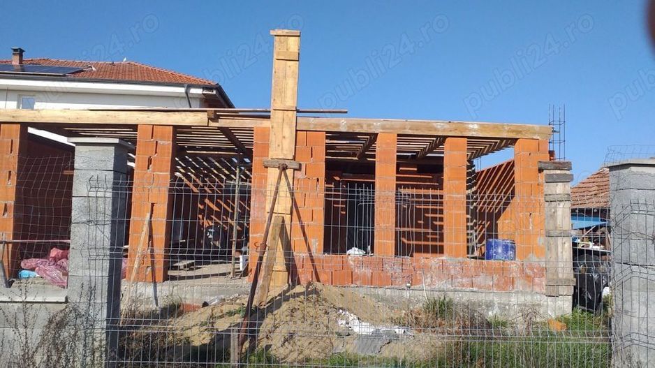 casa duplex cu etaj in faza de constructie la 5 km de satu mare pret acuma in faza aceasta 45000eu - Poză 3