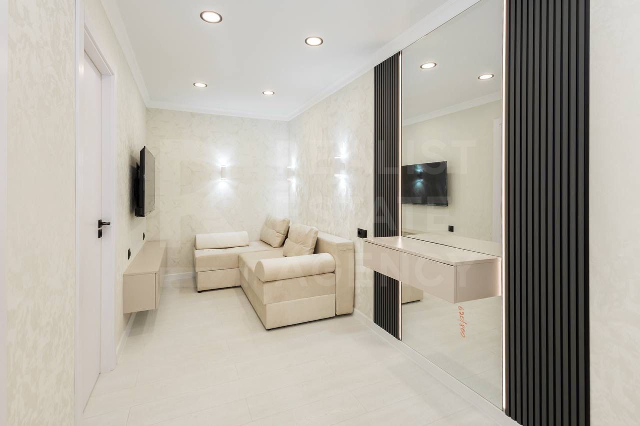 Vânzare, apartament, 2 camere + living, str. Saharov, Râșcani - Poză 2