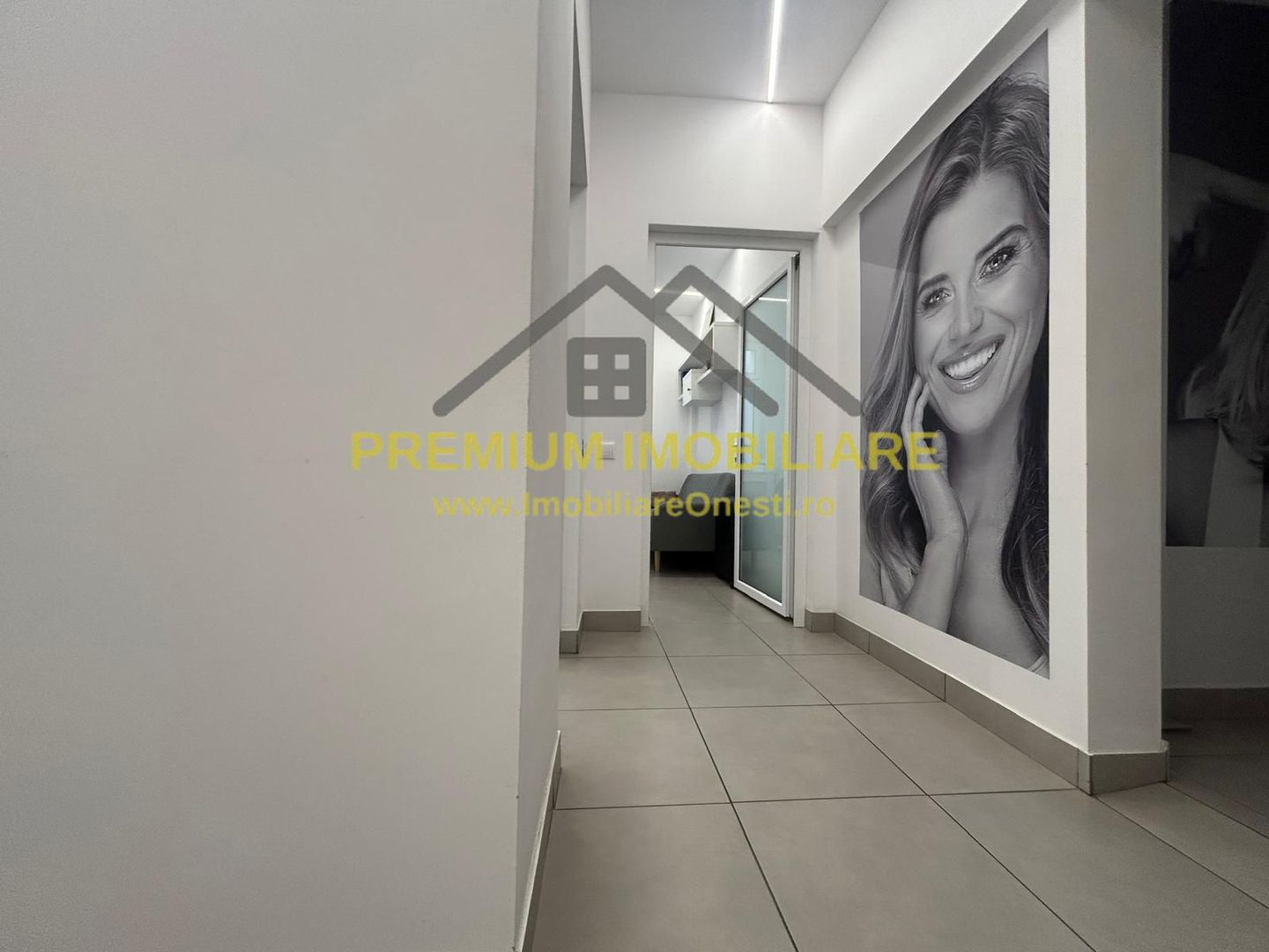 Spațiu comercial 90 mp – zonă cu trafic intens Onesti - Poză 6