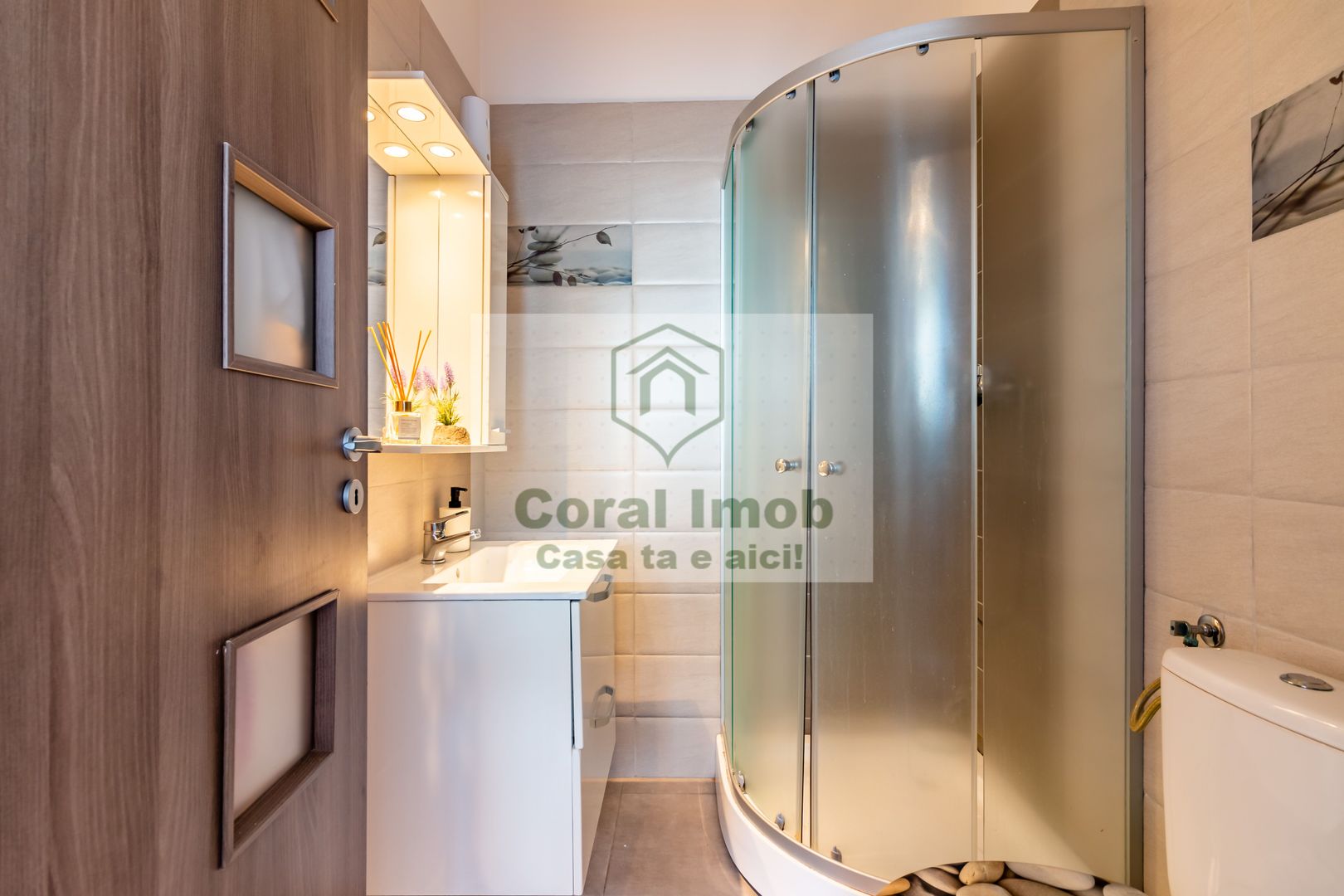 Ocazie de neratat! Apartament 3 camere cu parcare proprie se vinde  la - Poză 4