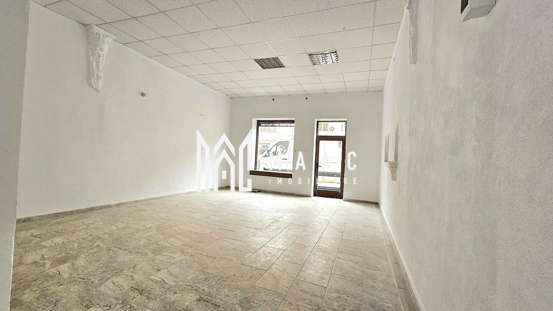Spatiu Comercial I 58mpu I Vitrina I Vad Pietonal I Central - Poză 2