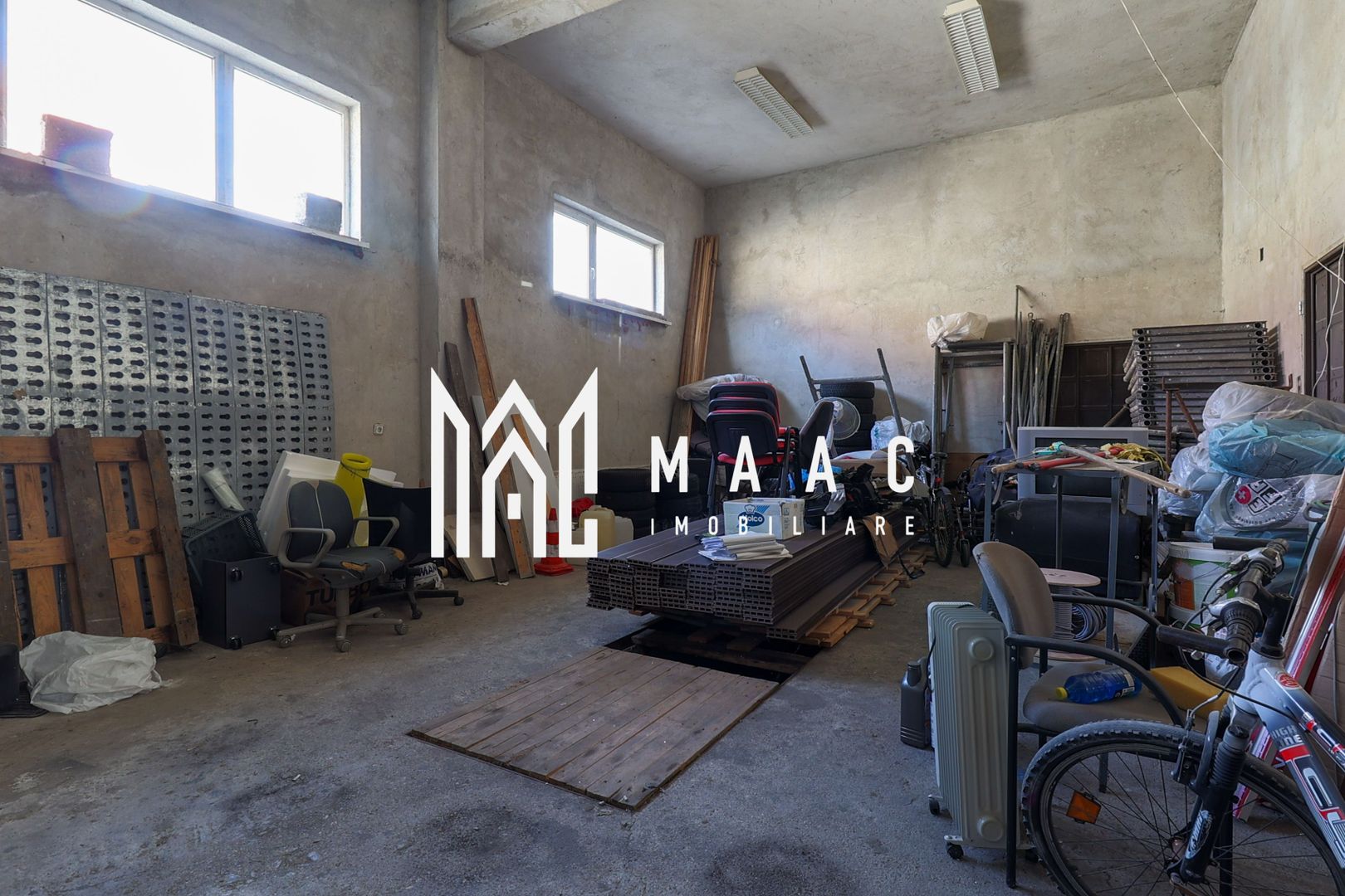 Spatiu  I 8 birouri I 2 hale I 1.140mp teren I Tiglari - Poză 7