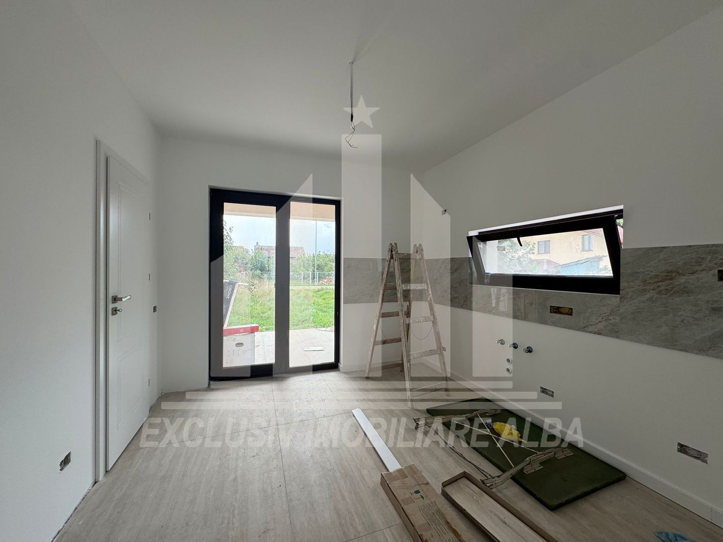 Casa individuala pe un nivel de vanzare, Orizont - Poză 3