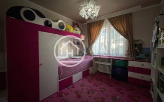 Apartament cu 3 camera de vanzare in zona Dacia, Oradea - Poză 1