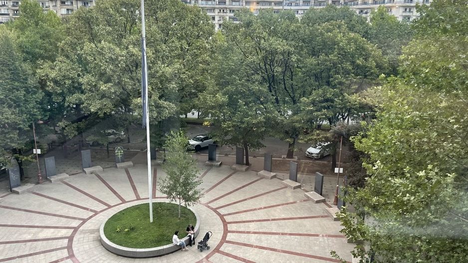 Inchiriere apartament 3 camere - Poză 1