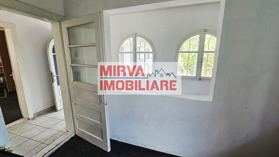 🏠 Casă de vânzare în zona Traian, Ploiești – Potențial uriaș! 🧱 - Poză 42