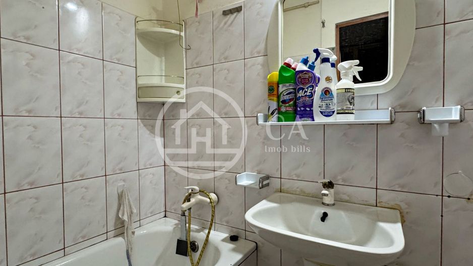 Apartament cu o camera de vanzare in zona Rogerius, Oradea - Poză 5