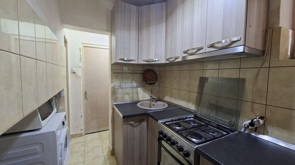 Apartament de 2 camere Pitești et.1 zona Piață Razboeni! - Poză 9
