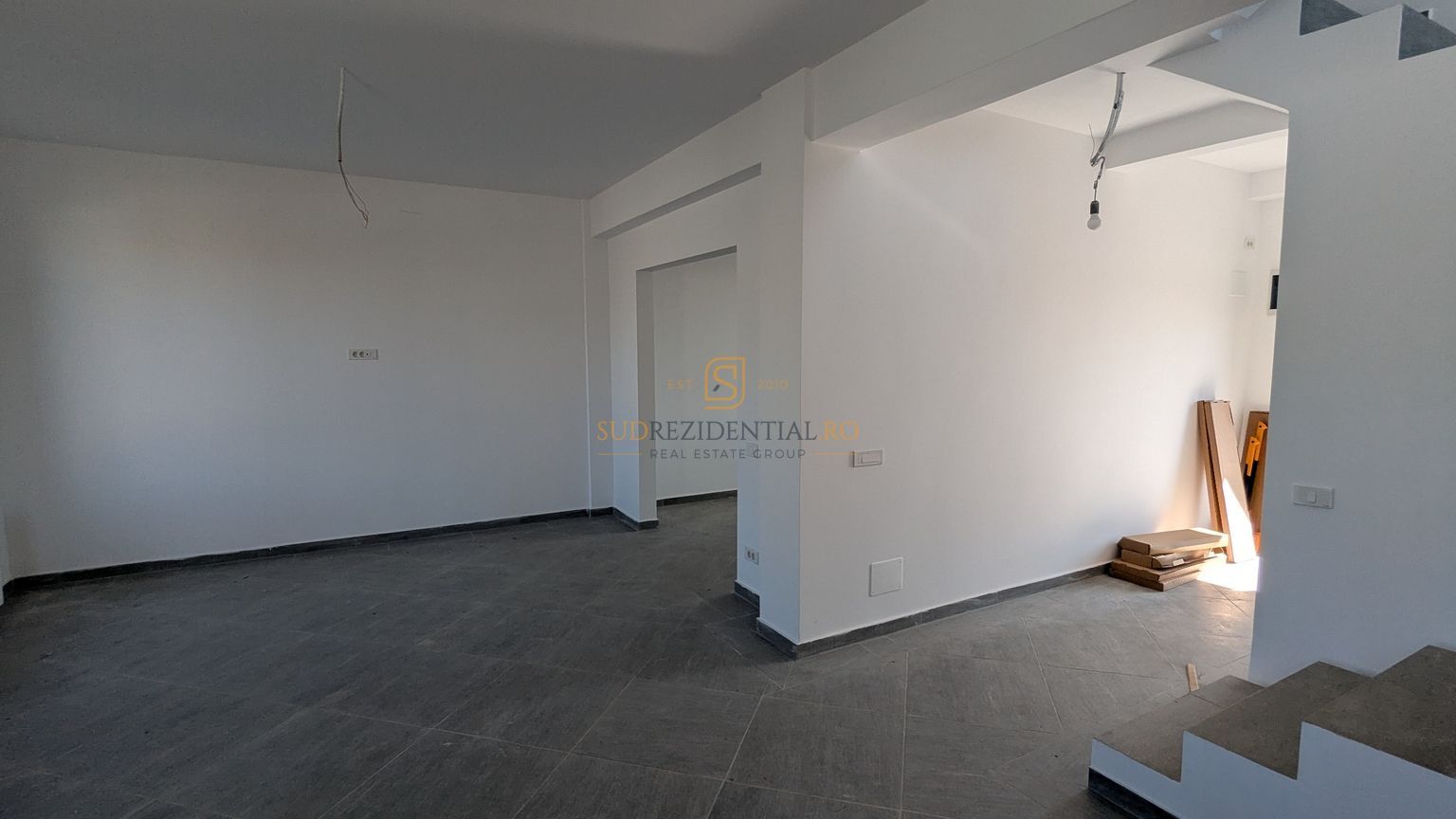 Vila excelenta tip duplex, P+1+Mansarda, Comuna Berceni - Poză 4