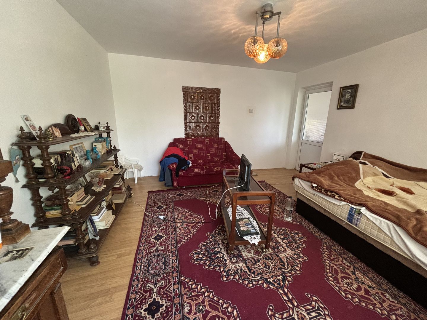 Casa cu 2 apartamente zona Mehala - Poză 12