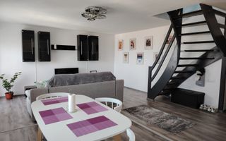 Apartament modern 3 camere 65 mp utili balcon zona Vasile Aaron - Poză 1
