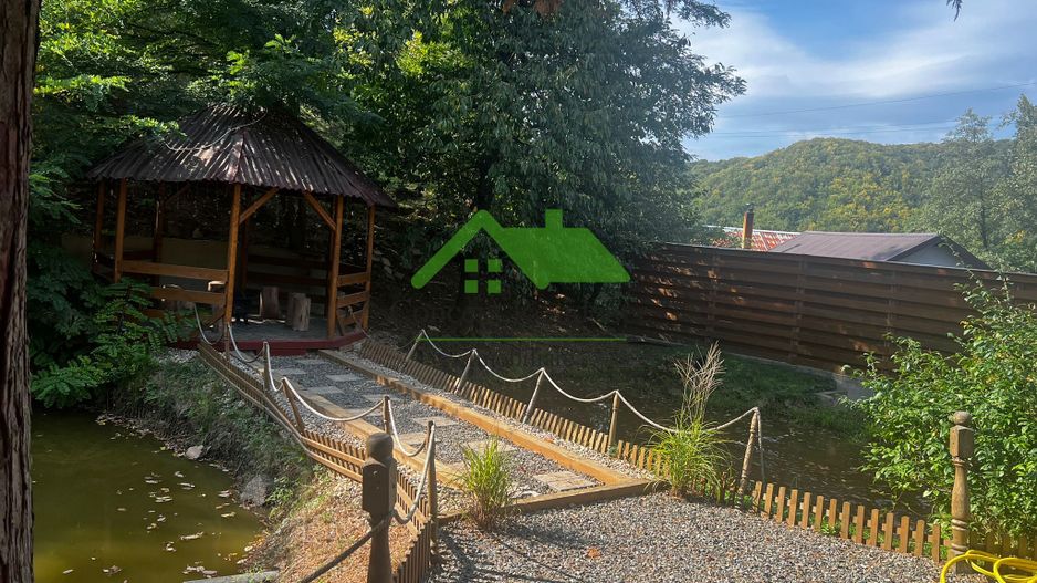 De vânzare – Casă P+M Ferneziu, zonă liniștită sub pădure 🌲 - Poză 24