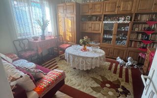 🌿 Casă cu teren 620 mp – Romanești | Liniște, acces excelent, potențial mare - Poză 5