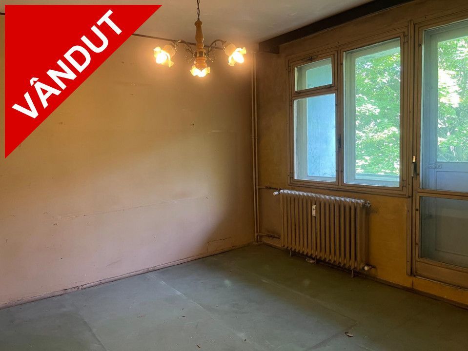 4 camere, 2 bai, et 2/4 de renovat Izvorul Muresului - Poză 1