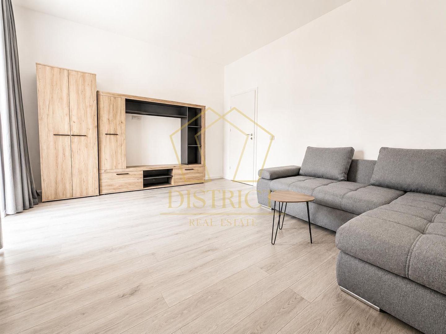Apartament modern cu 2 camere ,balcon si curte proprie | Braytim - Poză 1