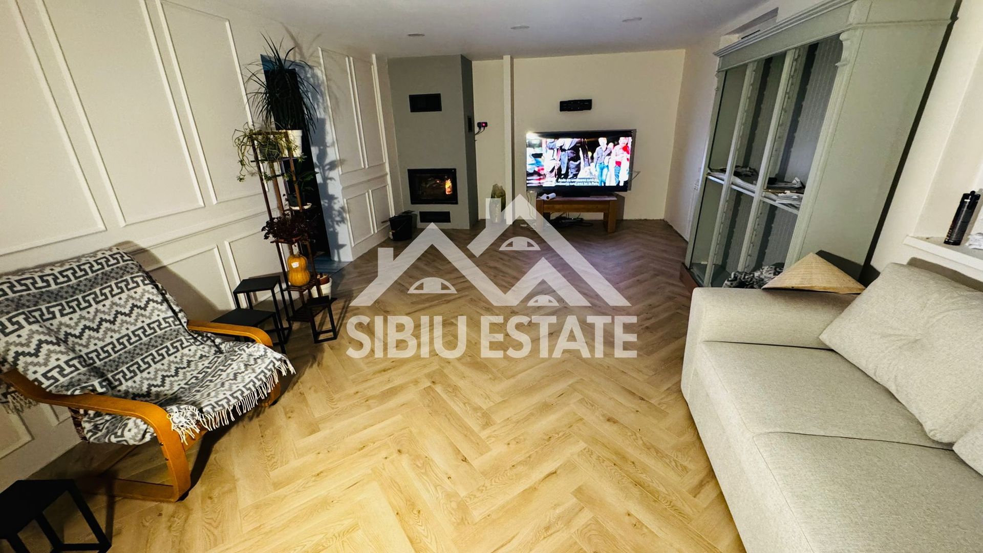 Casa individuala, deosebita, de vanzare,  5 camere 3 bai, - Poză 11