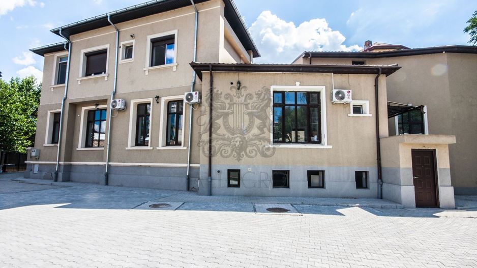 Vanzare | Apartament Tip Vila | Marasesti | Renovat Complet - Poză 1