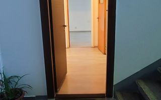 Apartament cu 3 camere ...Valea Oltului - Poză 3