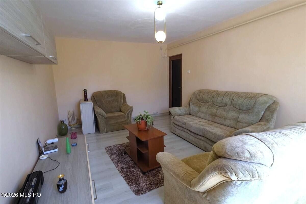Far - Parc, 2 camere decomandate, 2 balcoane, 56 mp, centrala gaz! - Poză 5