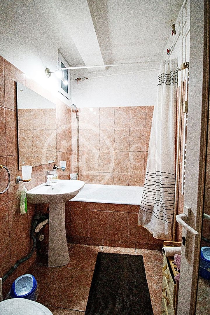 Apartament cu 2 camera de inchiriat in zona Ultracentrala, Oradea - Poză 7