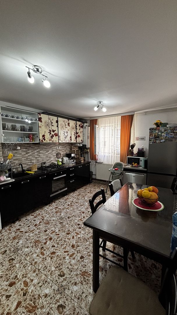 Apartament renovat cu 2 camere de vânzare in Sebeș - Poză 3