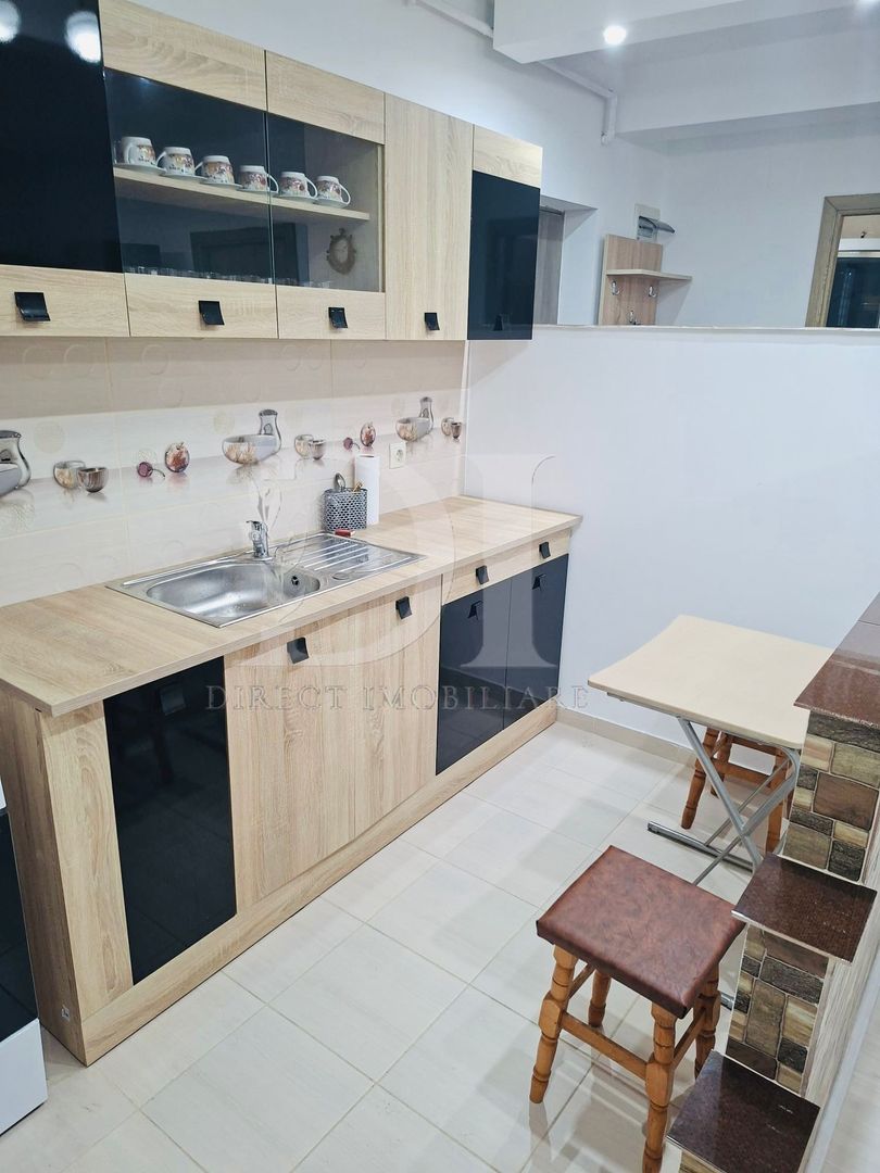 Apartament la cheie / etaj intermediar / Zona Eroilor - Poză 2