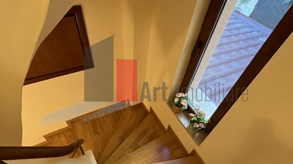 Vila "RIFINITA", Unirii-Piata Alba Iulia, intri si te indragostesti pe loc de ea - Poză 18