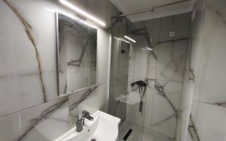 De inchiriat apartament spatios, 3 camere, pe Faleza, 900 euro - Poză 9
