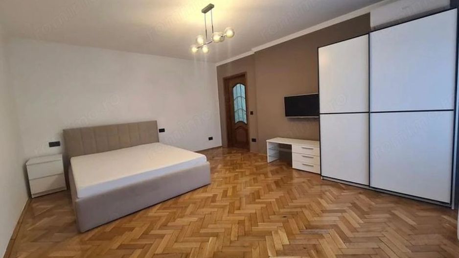 De Inchiriat Garsonieră lux,  Decebal - Poză 1