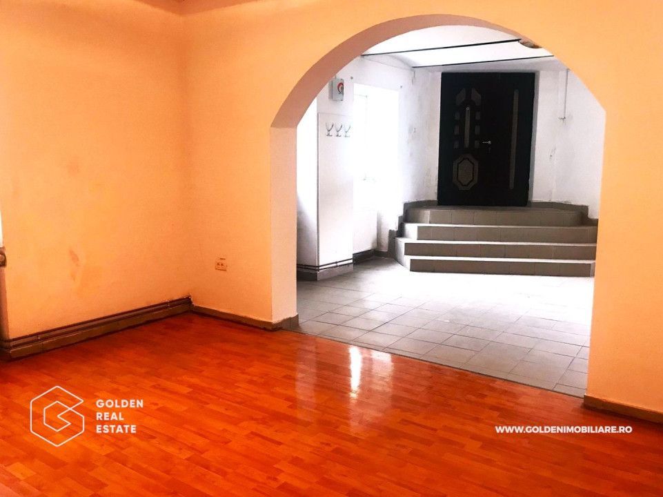 Spatiu la demisol, 5 camere, zona Intim - Poză 5