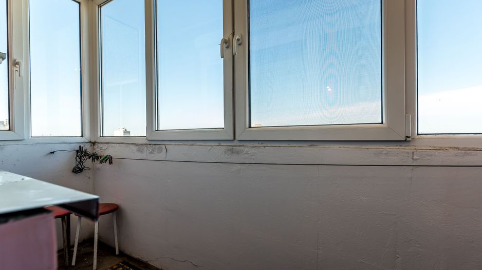 Apartament cu 3 camere în Podgoria Arad, vedere frumoasă, 2 balcoane - Poză 6