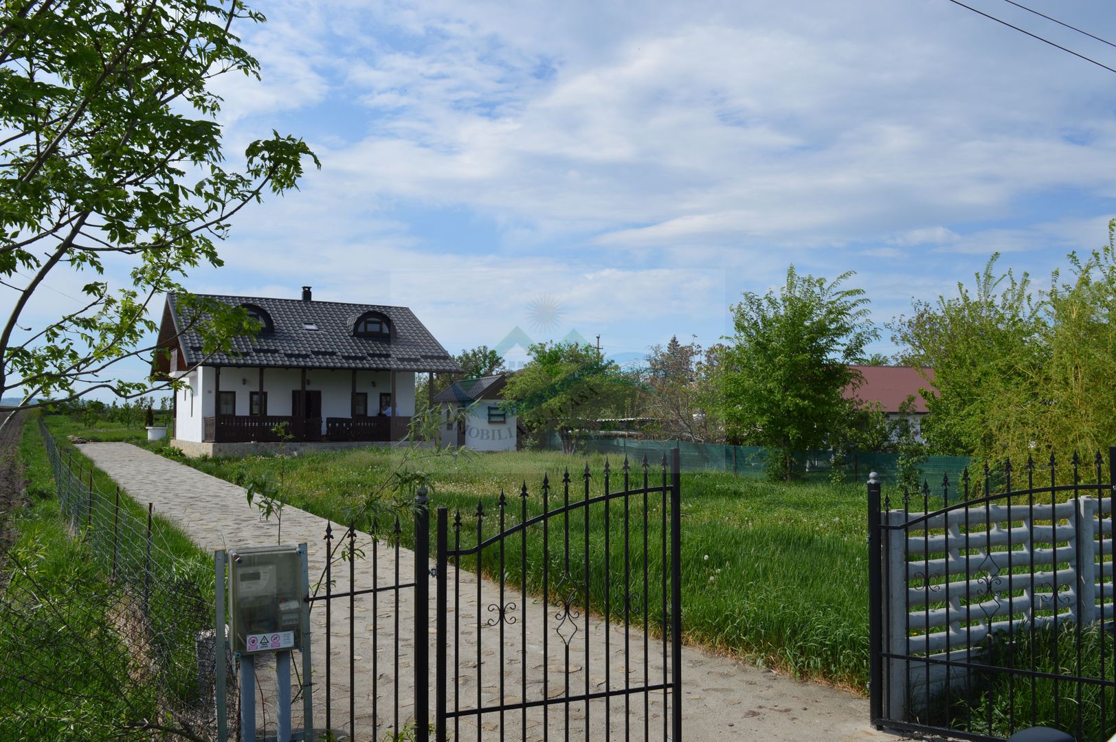 Casă de vânzare Măzănăești/Suceava - Poză 1