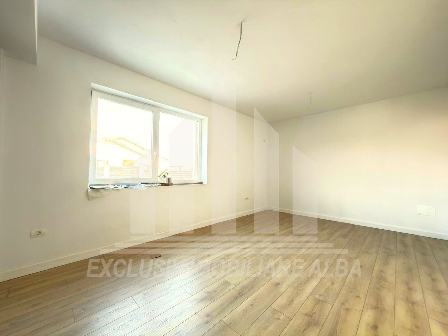 Apartament 3 camere | Open Space | 73 mp | Bloc nou | Cetate - Poză 1