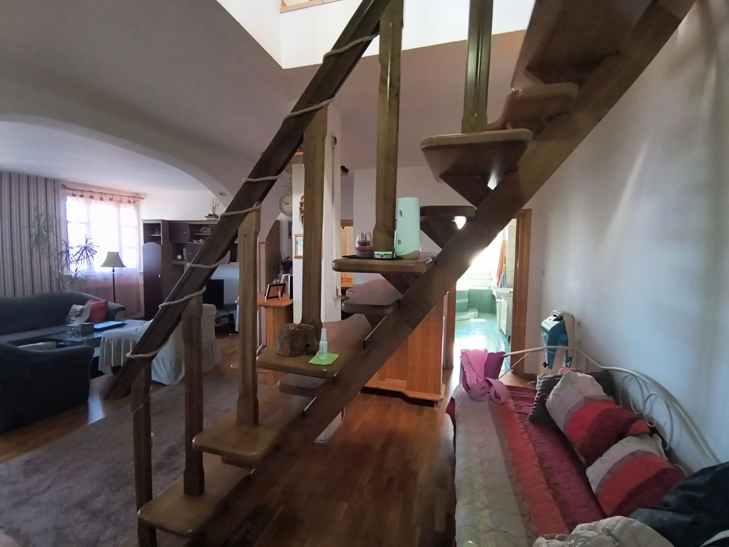 Apartament 3 camere | 120 MP | Ultracentral | Terasă + Pod | 93.800 € - Poză 3