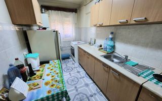 De vanzare apartament 2 camere, parter, zona Cetate - Poză 3