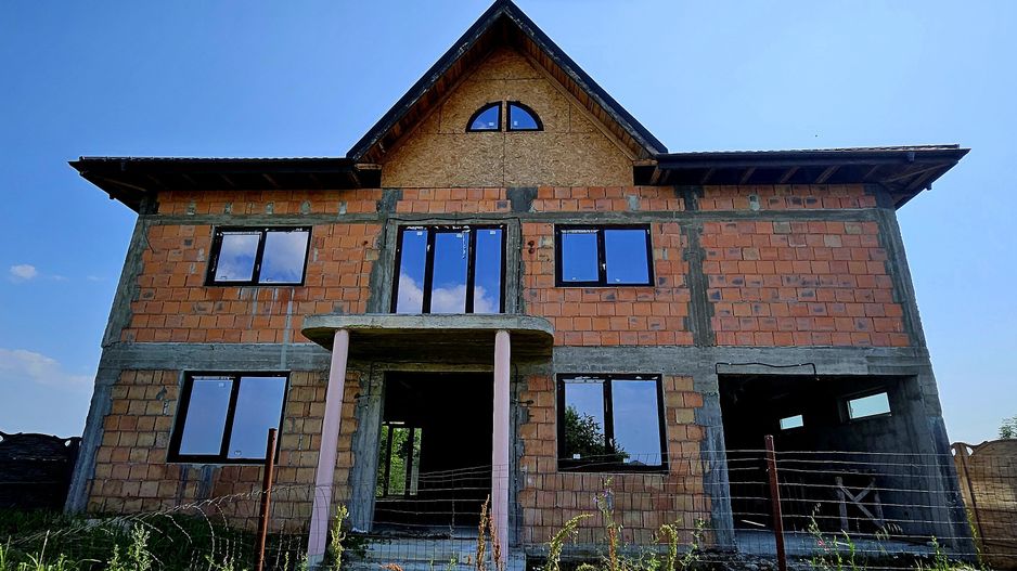 CASA INDIVIDUALA TEGHES, 4 CAMERE, GARAJ INTERIOR, COMISION 0% - Poză 2
