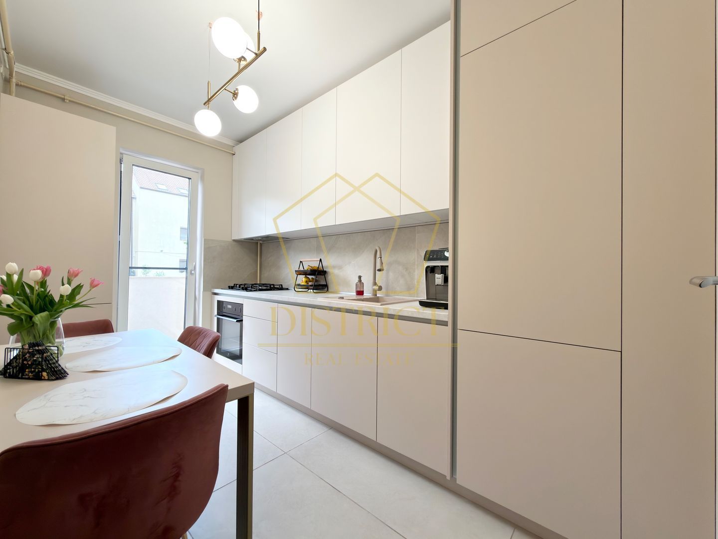 Apartament cu 2 camere mobilat si utilat decomandat la asfalt in Giroc - Chisoda - Poză 5