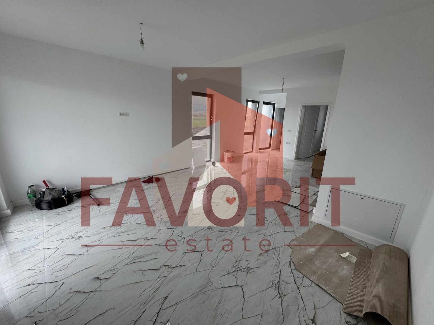 Comision 0%. Panouri si pompa de caldura. Despartit prin camera tehnica - Poză 5