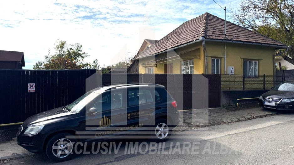 Casa individuala de vanzare, Cetate - Poză 1