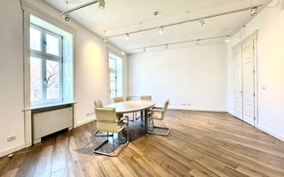 Spațiu Birou - Imobil complet renovat - Poză 2