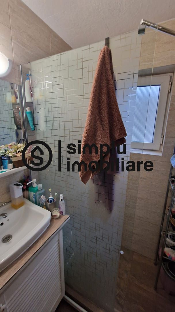 2 camere semidecomandate, etajul 2- Brazda lui Novac! - Poză 12