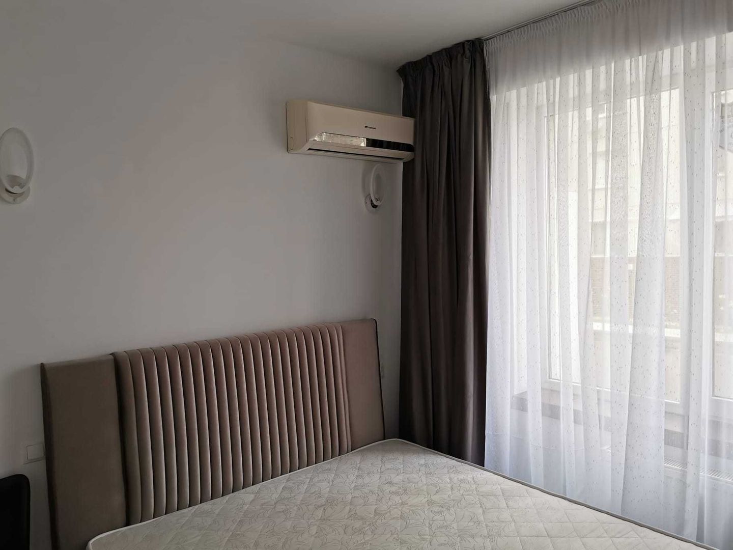 Apartament 2 camere Complex Rose Garden cu loc de parcare inclus in pret - Poză 4