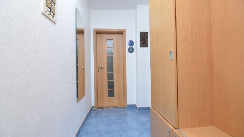 2 camere decomandat si renovat zona VITAN - Poză 6
