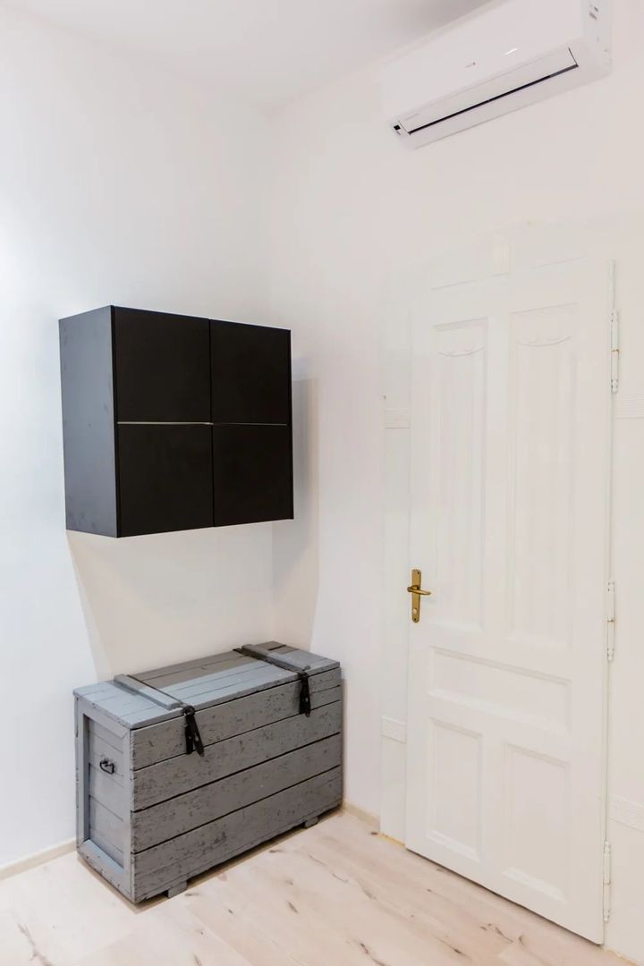Chirie, apartament 2 dormitoare, central 550 E/lună (neg). Comision 0. - Poză 9