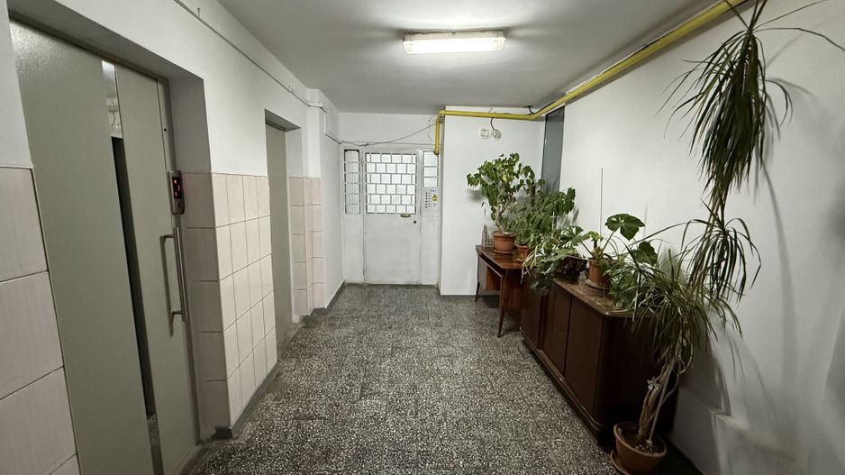 Ap 3 cam 90 mp -cu balcon - et 1- mobilat/utilat-langa Mega Mall - Poză 22