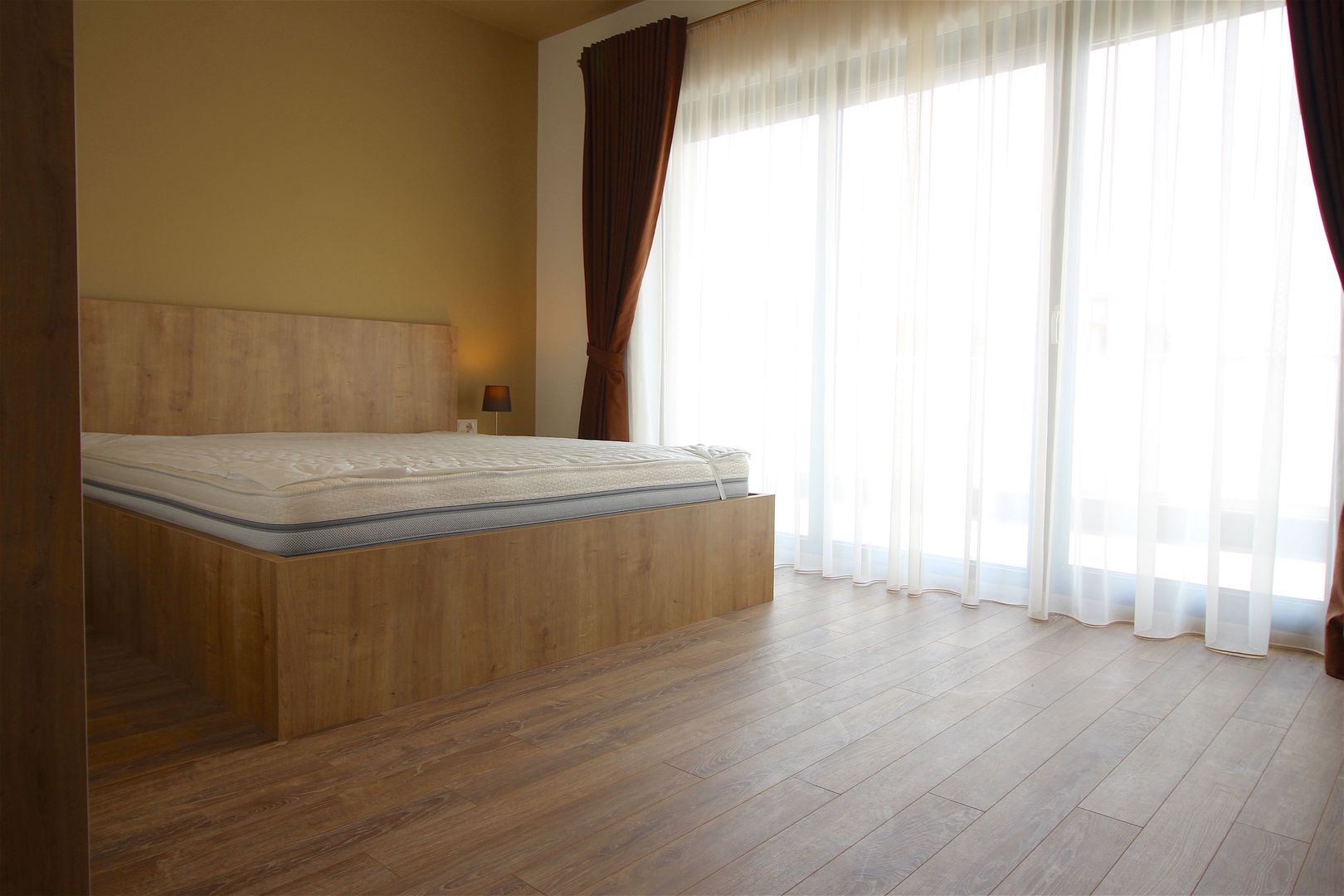 Apartament cu 3 camere de închiriat la intrare in Dumbravita - Poză 8