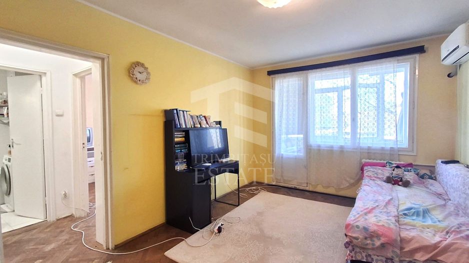 De Vanzare Apartament 2 Camere Pajura - Poză 2