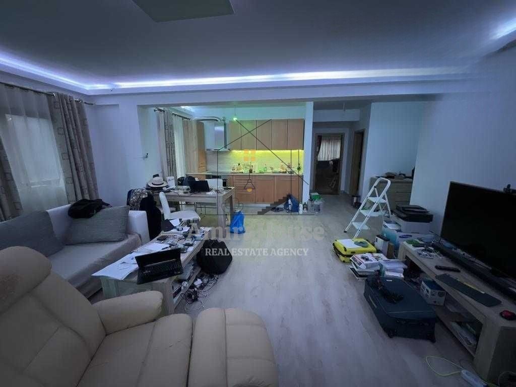 Apartament 4 camere, 90 mp, parcare, finisat, cartier Europa - Poză 3