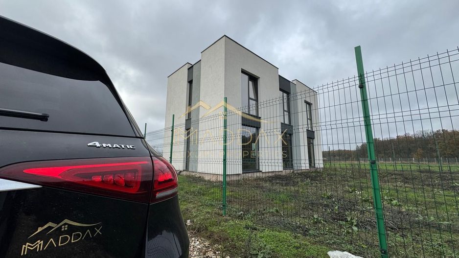 Vila balotesti - Poză 42